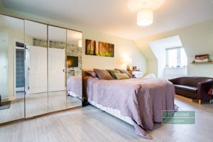 Photo 25- click for photo gallery